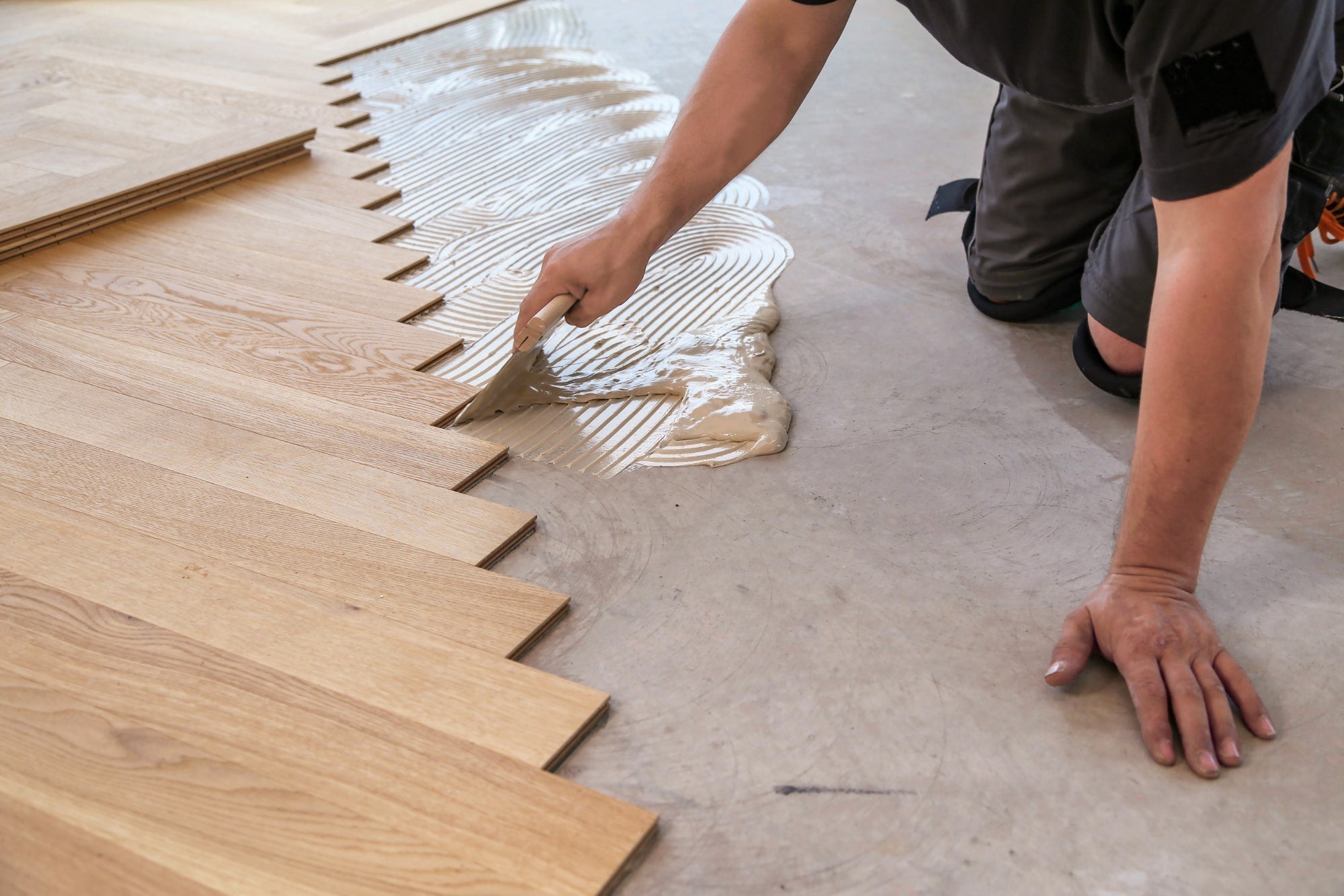 Should parquet flooring be laid as a floating floor or glued – which installation method is the right one?