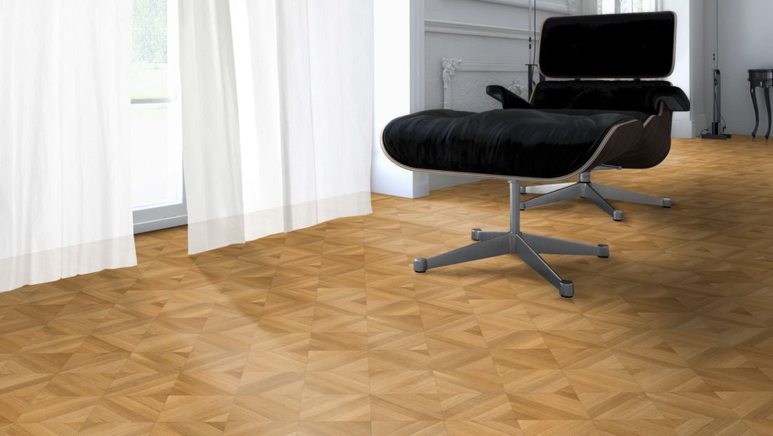 Eiche Exquisit BERLIN 50 Tafelboden massiv 10 mm 300 × 300 mm – Beispielbild Designer Stuhl