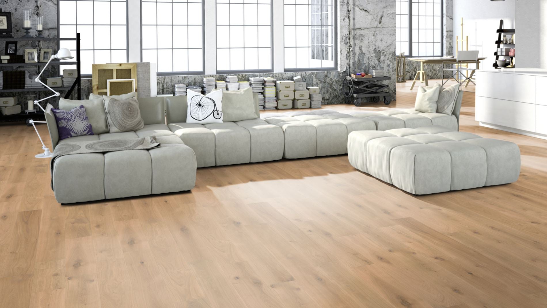 Eiche Markant 5 % weiß oxidativ geölt Massivholzdiele 20 × 140 mm – Beispielbild Wohnzimmer mit grauem Sofa
