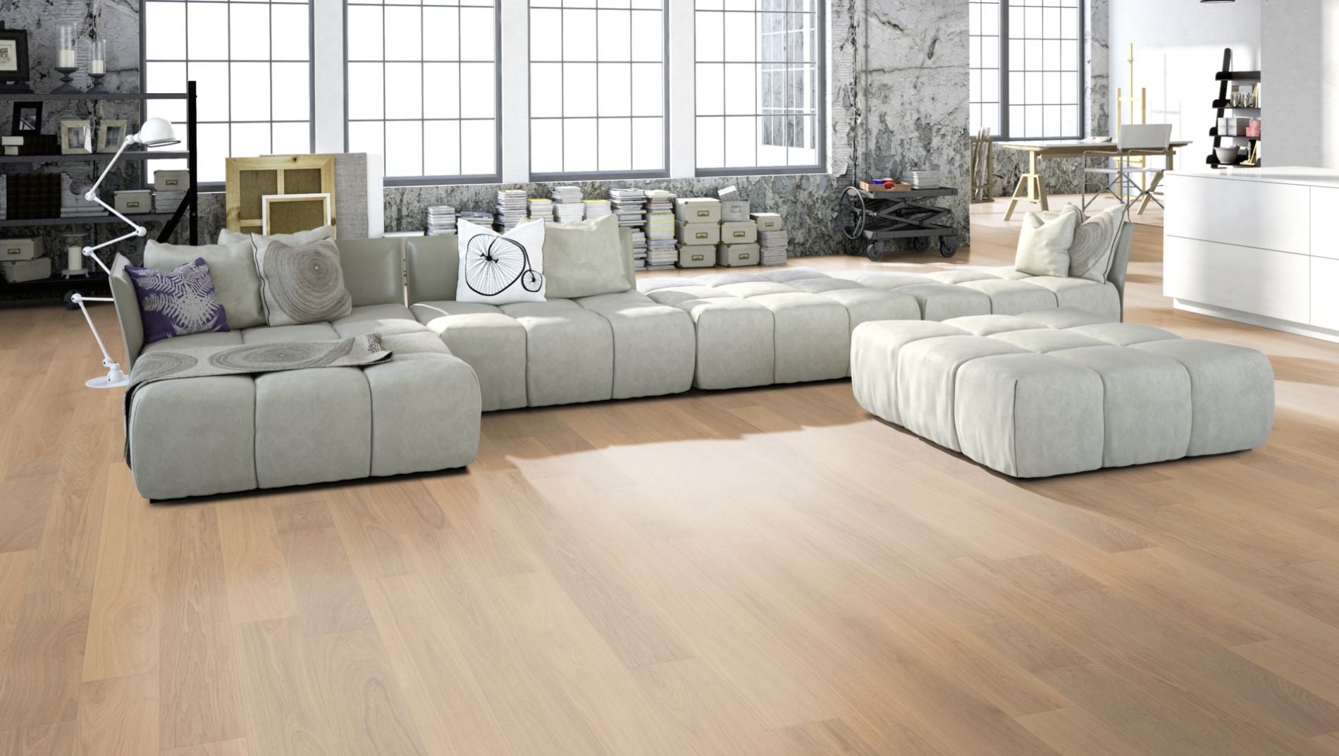 Eiche Eleganz 15 % weiß oxidativ geölt Massivholzdiele 20 × 200 mm – Beispielbild Wohnzimmer mit grauem Sofa