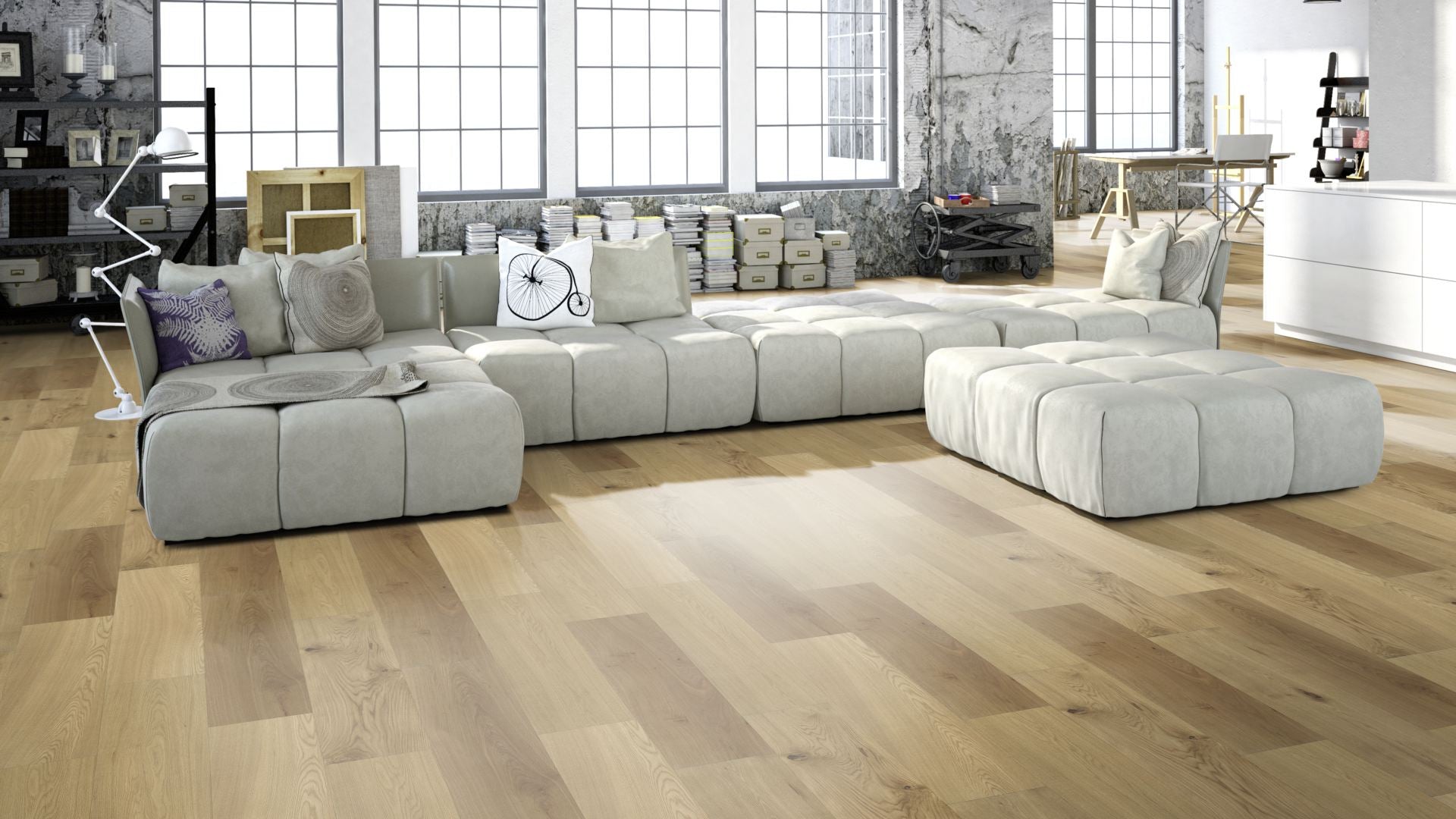 Eiche Projectfarblos geölt 3-Schicht Schlossdiele Beispielbild Wohnzimmer mit grauem Sofa
