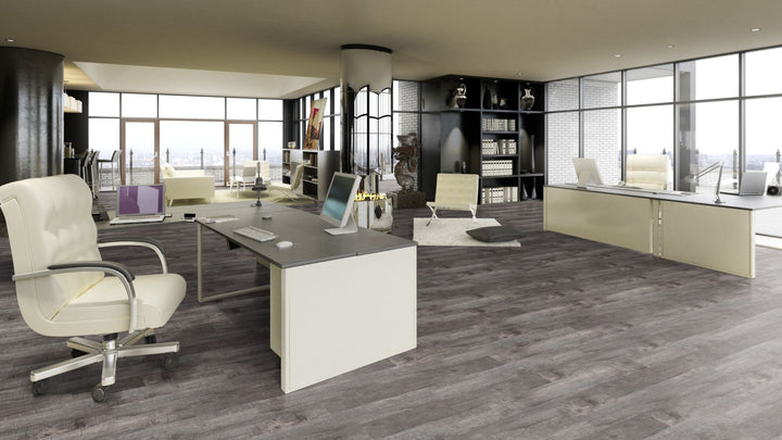 Thor Traffic Vinyl Designboden Click 5,0 × 182 × 1220 mm – Beispielbild Büro