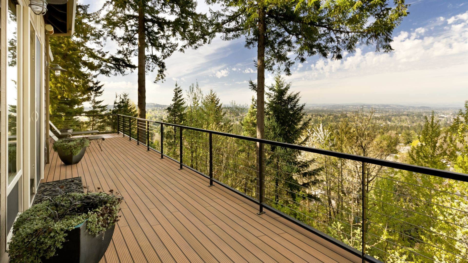 Garapa Prime KD genutet Terrassendiele 45 × 145 mm Fixlängen Beispielbild Terrasse