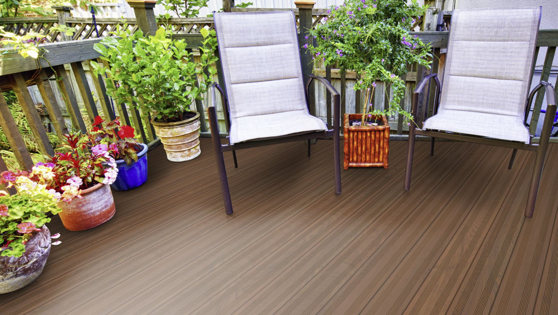 Ipê Prime KD französisch Terrassendiele 21 x 145 mm Fixlängen Beispielbild Garten