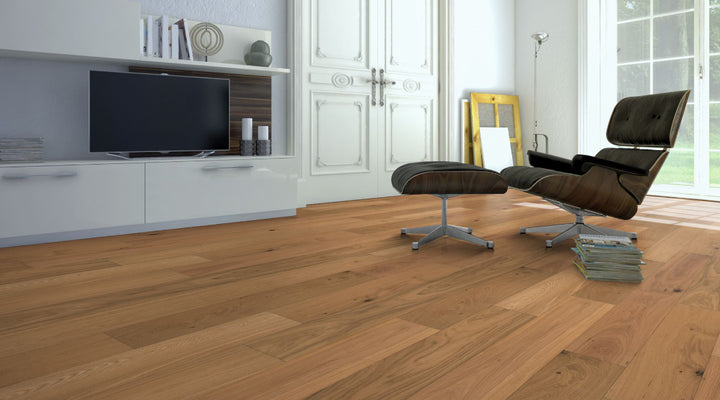 Eiche Project geölt 3-Schicht Landhausdiele Click Beispielbild Designerstuhl