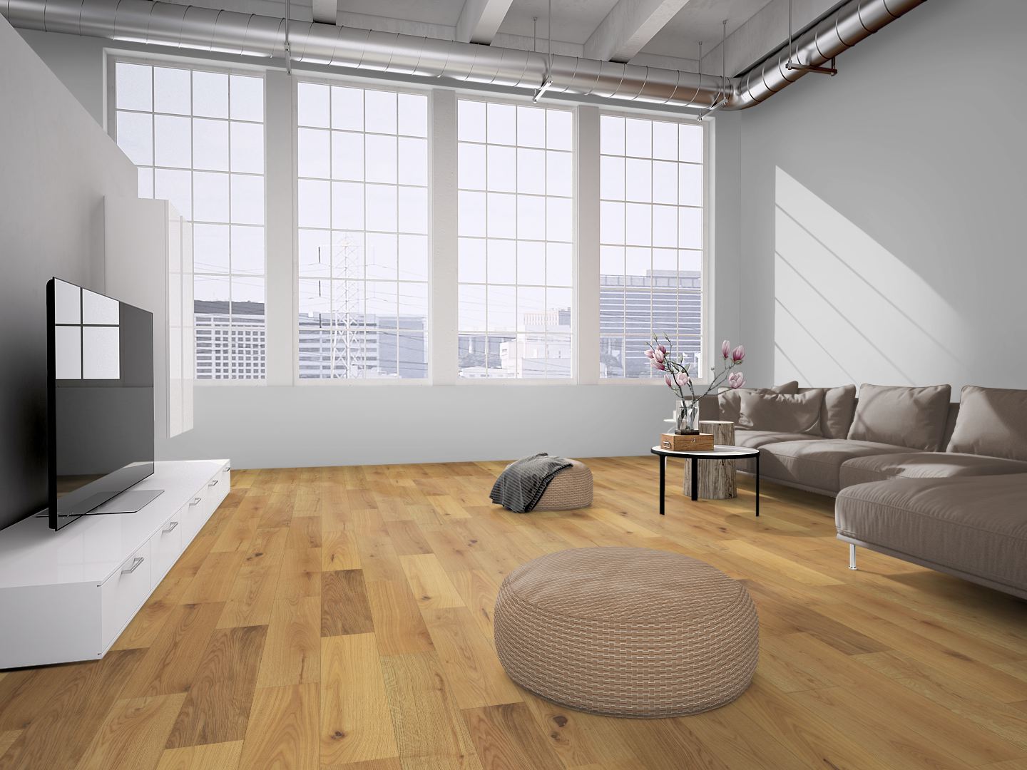 Eiche Markant roh 2-Schicht Massivdiele 11 × 155 × 500–2000 mm – Beispielbild Wohnzimmer mit Pouf und Fernseher