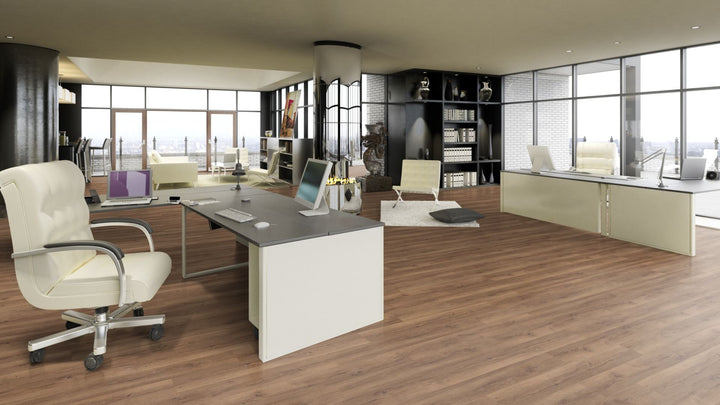 Theseus Traffic Vinyl Designboden Click 5,0 × 182 × 1220 mm – Beispielbild Büro