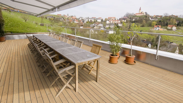 Lärche kanadisch VEH A/B KD gerillt Terrassendiele Beispielfoto Ländlich