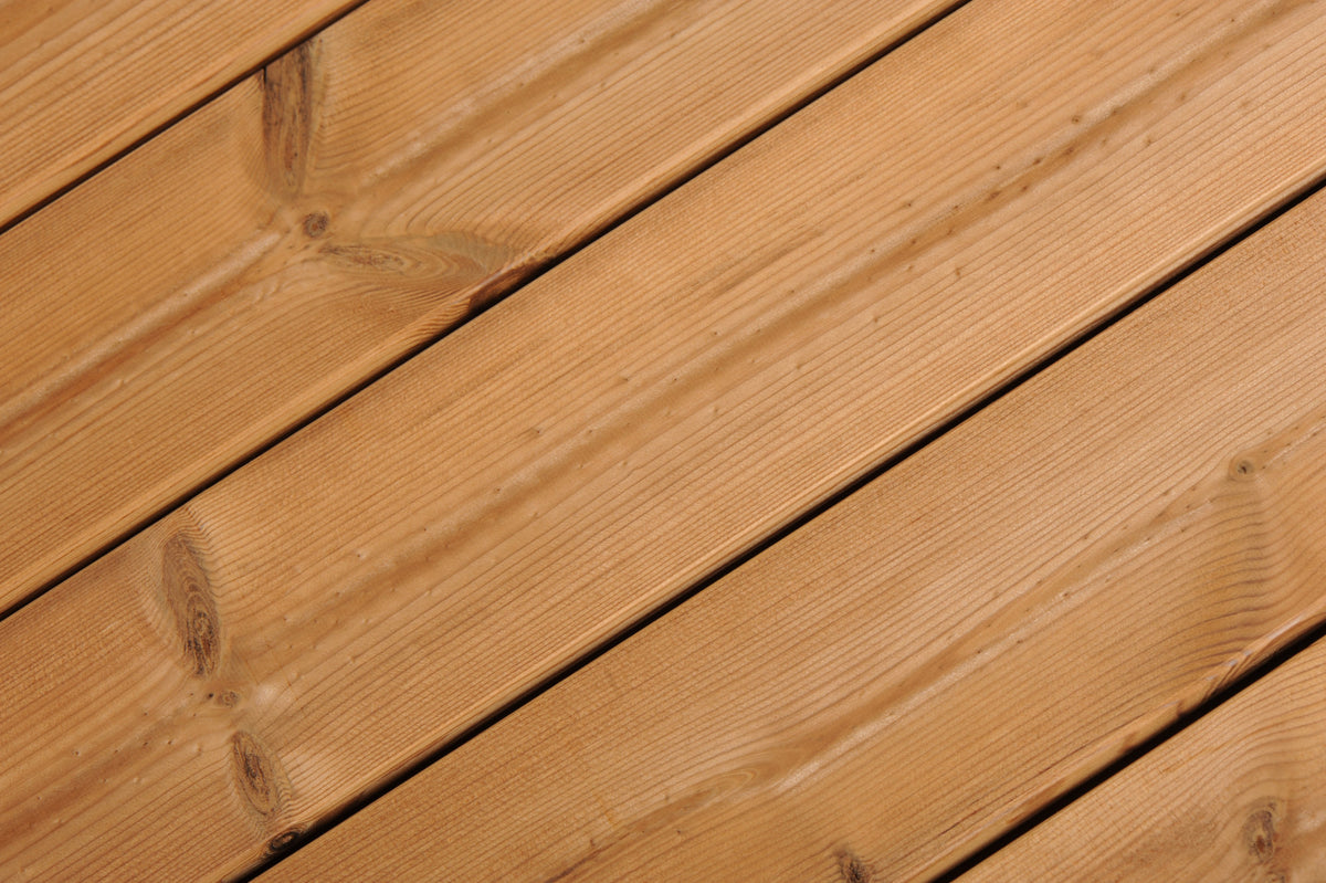 Thermo-Pine decking boards with natural softwood look